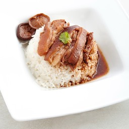 ข้าวขาหมูฮ่องเต้