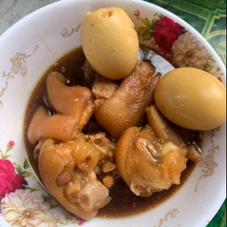 ไข่พะโล้หมูชิ้น