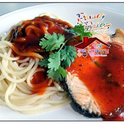 สปาเก็ตตี้ปลาแซลมอน