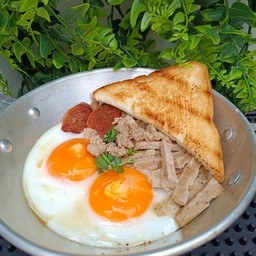 ไข่กระทะ (ไข่ไก่ 2 ฟอง)