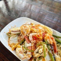 สุกี้ทะเลแห้ง