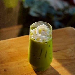 ชาเขียว มะพร้าว (น้ำมะพร้าวสด)