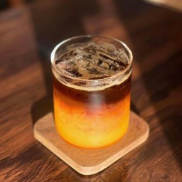 Americano som (น้ำส้มสด)