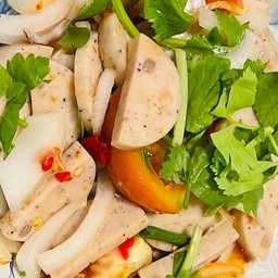 ยำหมูยอ