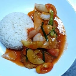 ข้าวเปรี้ยวหวานหมูชุบแป้งทอด