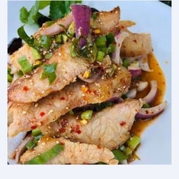 น้ำตกหมู
