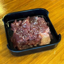 เนื้อหมัก เล็ก (คอนโด)