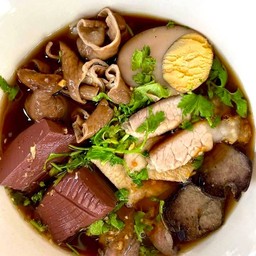 ก๋วยจั๊บน้ำข้น