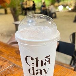 นมสดโอวัลตินเย็น