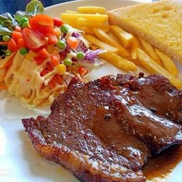 สเต็กเนื้อโคขุนโพนยางคำ