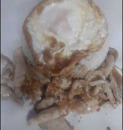 ไก่กระเทียมราดข้าว