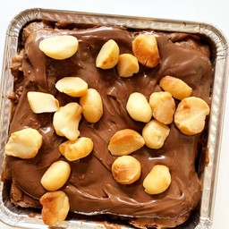 Nutella and macadamia brownie