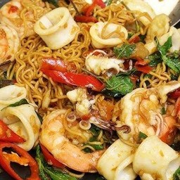 กะเพรามาม่าทะเล