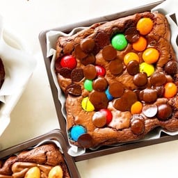 Brownie Chocolate Chip With M&M