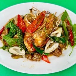 ผัดฉ่าทะเล