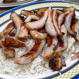 คอหมูบย่างราดข้าว
