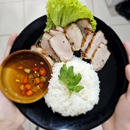 ข้าวหน้าหมูย่าง