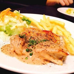 สเต็กไก่พริกไทยดำ