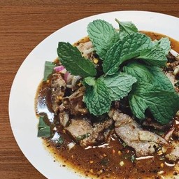 น้ำตก(หมู,เนื้อ)