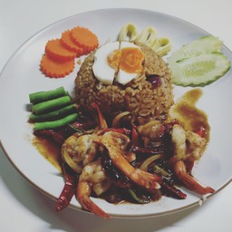 ข้าวผัดน้ำพริกลงเรือ