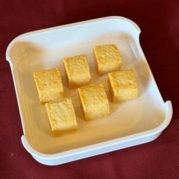 เต้าหู้ปลาลูกเต๋า