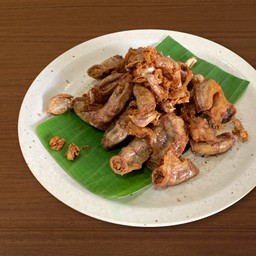 ไส้อ่อนทอดกระเทียมพริกไทย