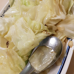 กะหล่ำปลีทอดน้ำปลา