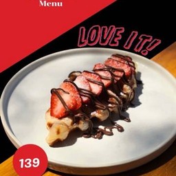 ครอฟเฟิล สตอเบอรี่ นูเทลลา ไอซิ่ง