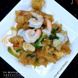 กระเพาะปลาผัดแห้ง กับข้าว