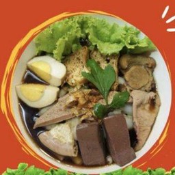 ก๋วยจั๊บหมู