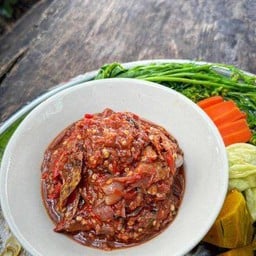 เเจ่วปลาร้าพริกสด