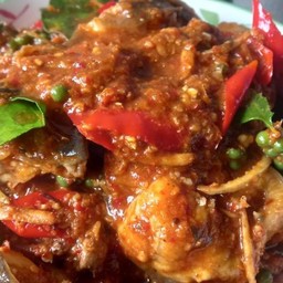 เครื่องแกงปลากระป๋อง (กับข้าว)