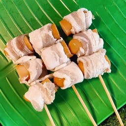 สามชั้นพันไส้กรอก