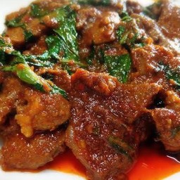 ข้าวเครื่องแกงเนื้อเปื่อย