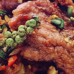 เนื้อคั่วพริกเกลือ