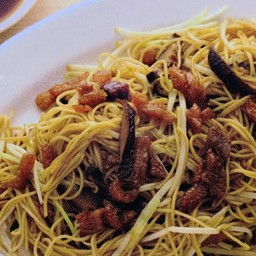 หมี่ซั่วผัดแห้งบะเต็ง