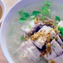 ข้าวต้มเนื้อปลากระพง