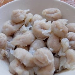 ลวกจิ้มเกี๊ยวปลา