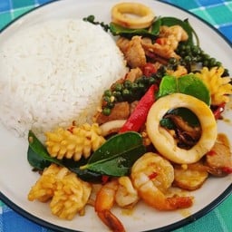 ผัดขี้เมา