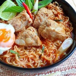 มาม่าต้มยำซี่โครงหมู