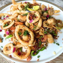 หมึกคั่วพริกเกลือ