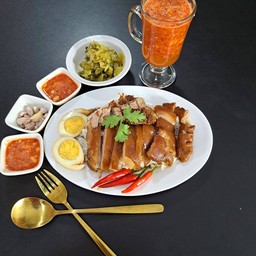 ข้าวขาหมู เนื้อ+หนัง