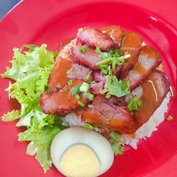 ข้าวหมูแดง