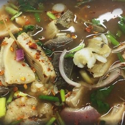 ต้มแซ่บเครื่องในเนื้อ