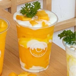 มะม่วงสมูทตี้โยเกิร์ตต