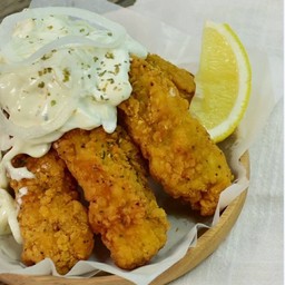 ชิคเก้นบาร์-อกไก่ไม่มีกระดูกทอด ราดซอส Snow Onion (ซอสหัวหอม)