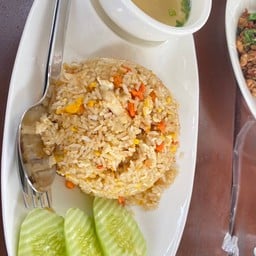 ข้าวผัดปู