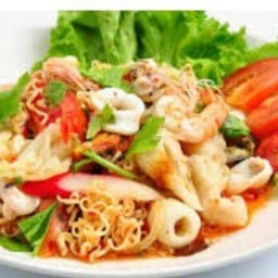 ยำมาม่า