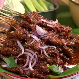 หมูปิ้งน้ำตก