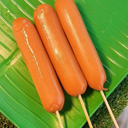 ไส้กรอกหนังกรอบรมควัน(จัมโบ้)